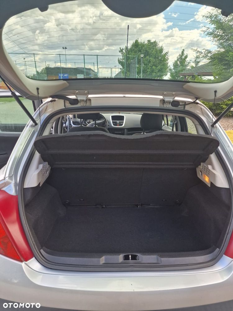 Peugeot 207 95 VTi Urban Move - 2