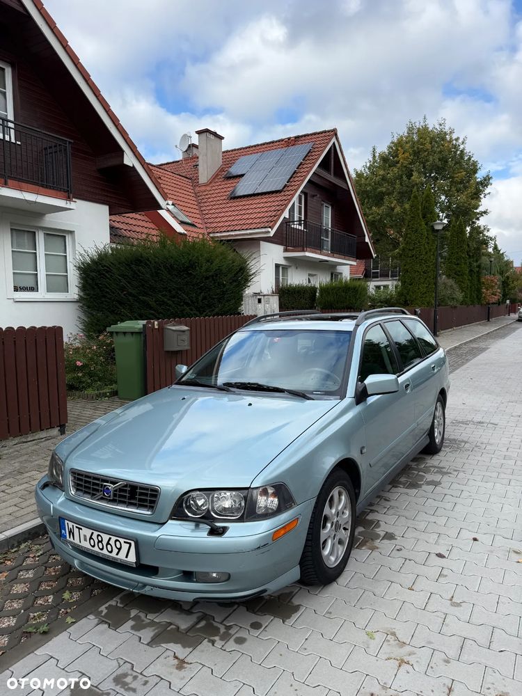 Volvo V40 2.0 T4 - 1
