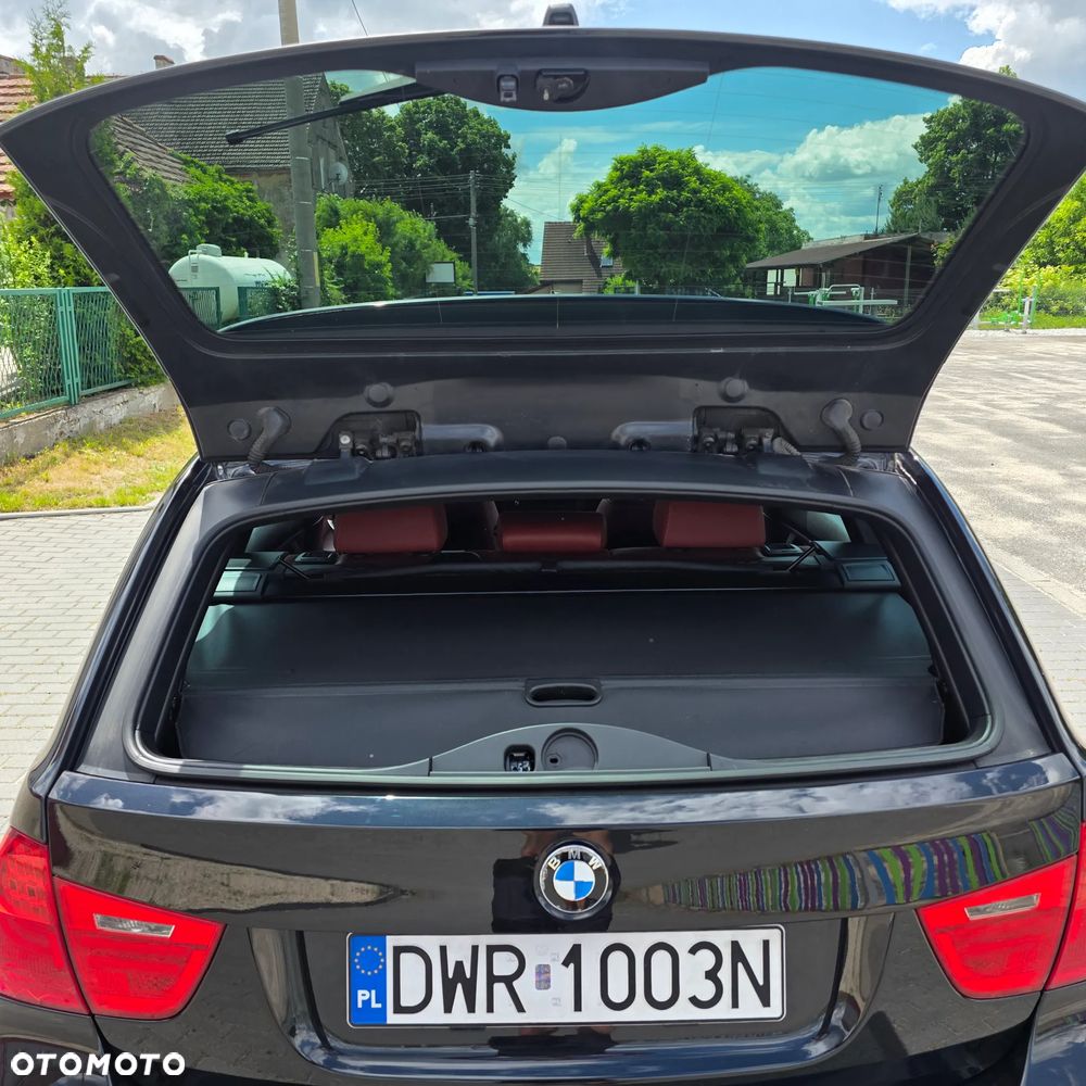 BMW Seria 3 320d - 15
