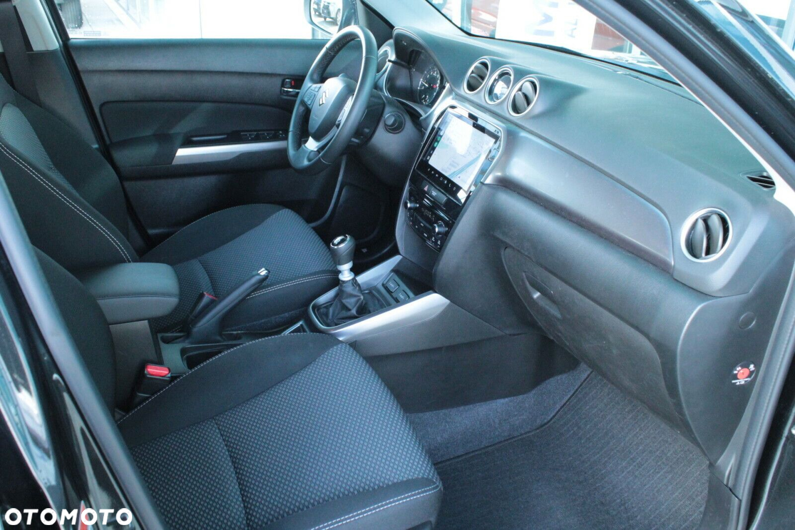 Suzuki Vitara 1.4 Boosterjet mHEV Premium Plus 2WD - 13