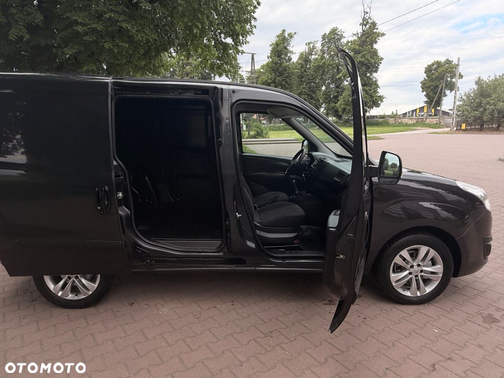 Opel Combo - 27