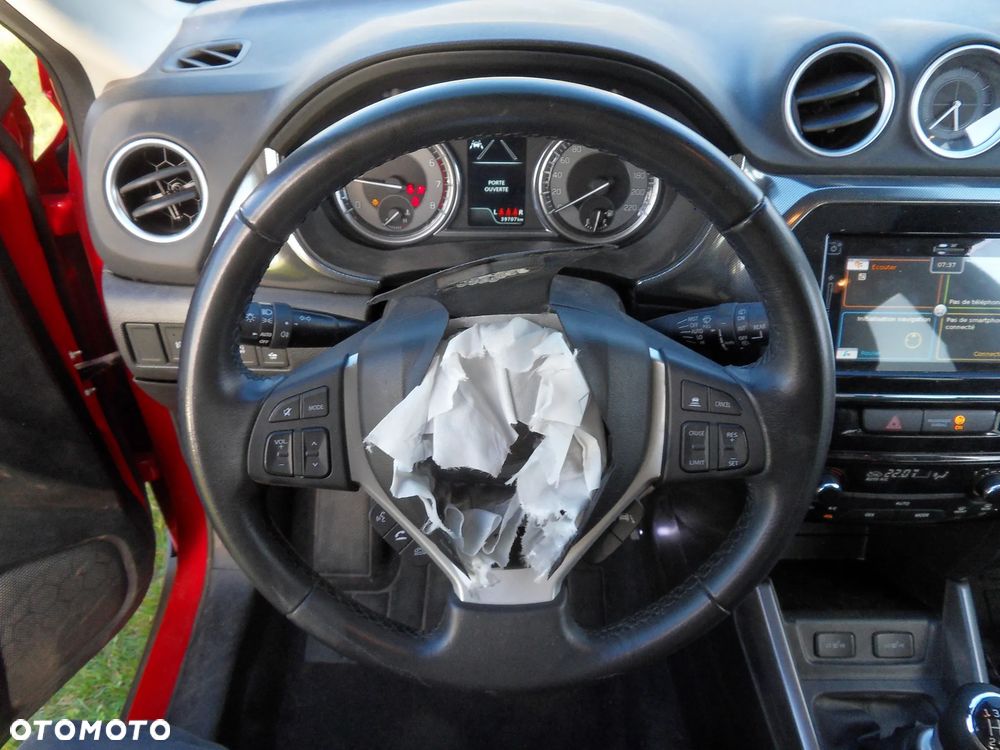 Suzuki Vitara 1.4 Boosterjet Hybrid Comfort+ "SHINKAI" - 20