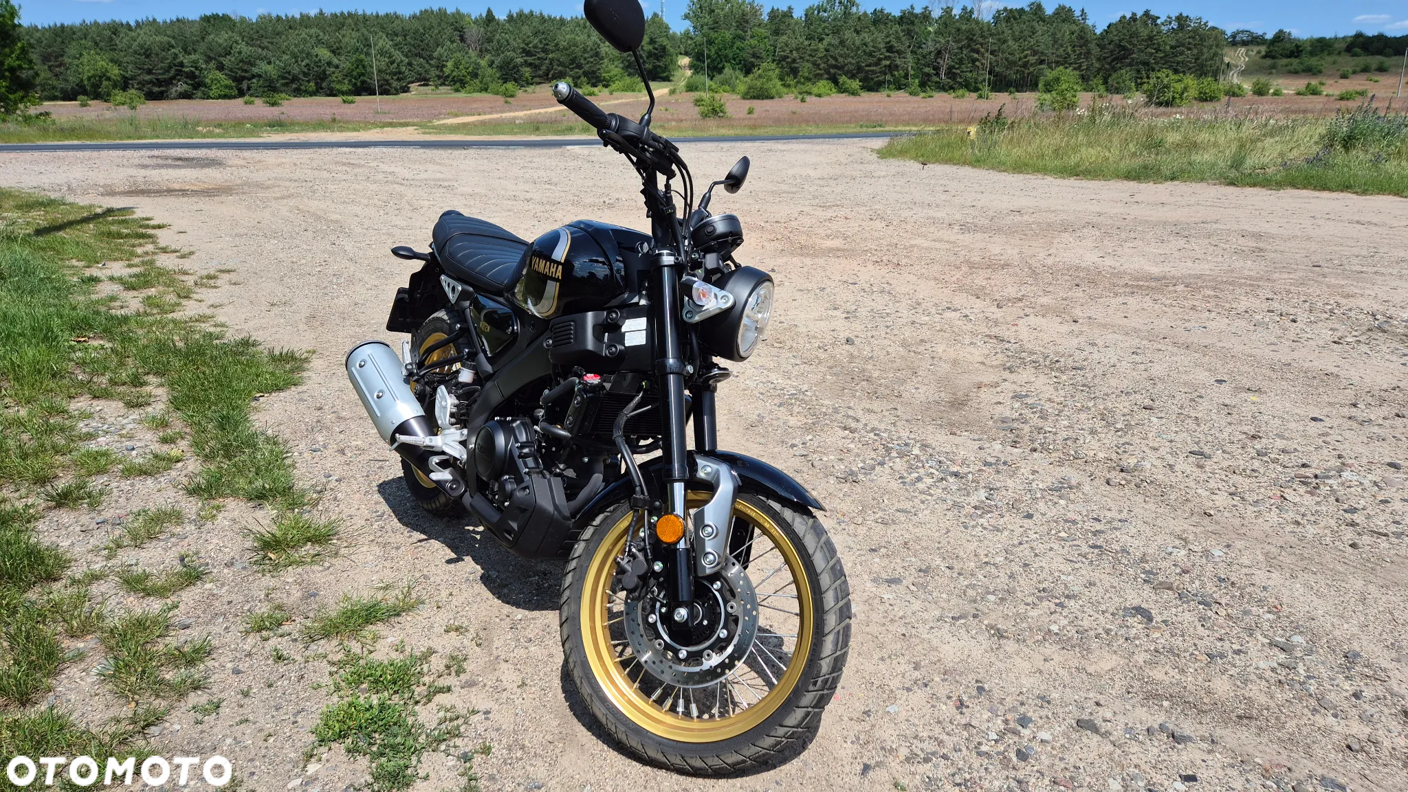 Yamaha XSR - 3