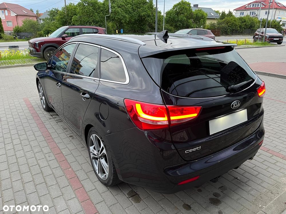 Kia Ceed 1.6 CRDi GT Line DCT - 4