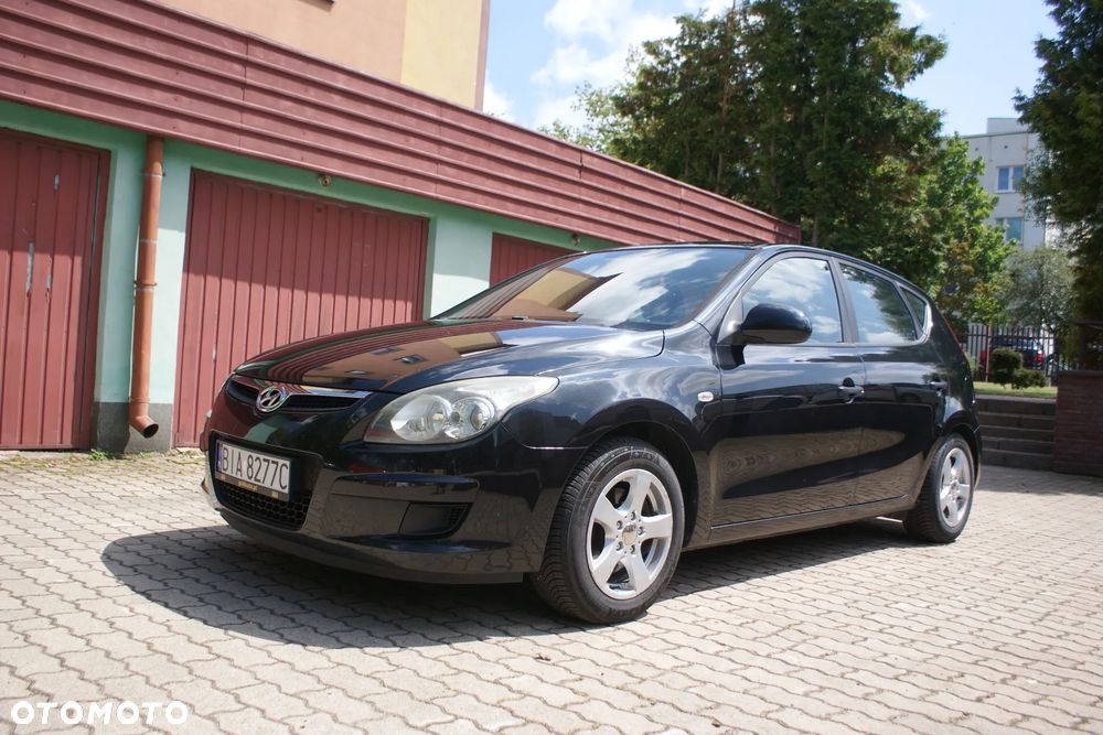 Hyundai i30 1.4 Comfort - 1