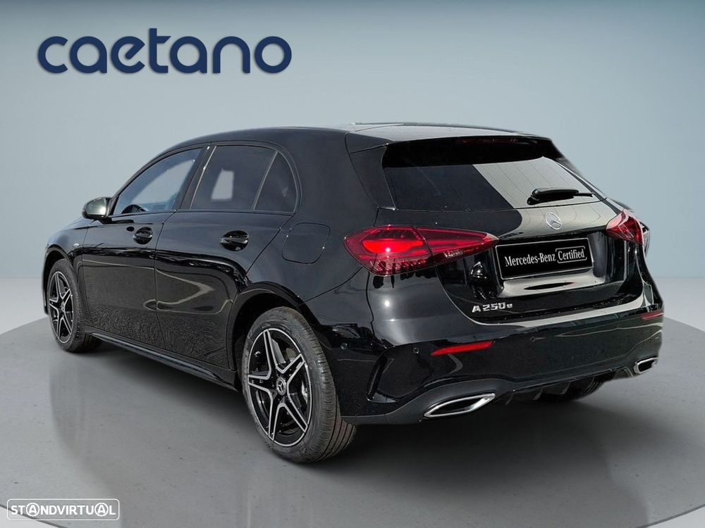 Mercedes-Benz A 250 e - 6