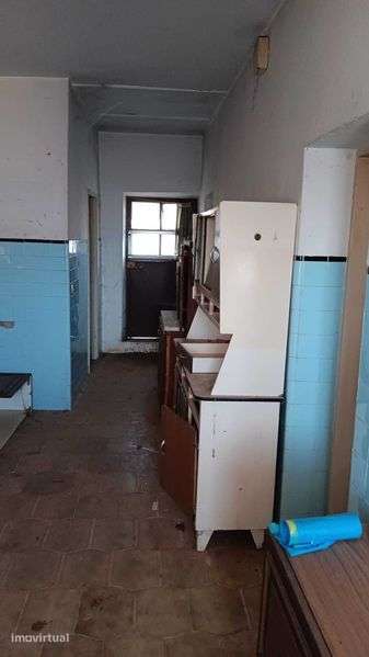 Terreno de 2200m2 com moradia para restauro. - Grande imagem: 3/12