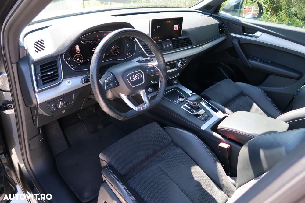 Audi Q5 50 TFSI e quattro S tronic design - 9