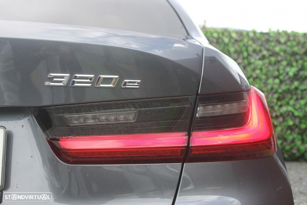 BMW 320 e Line Sport Auto - 55