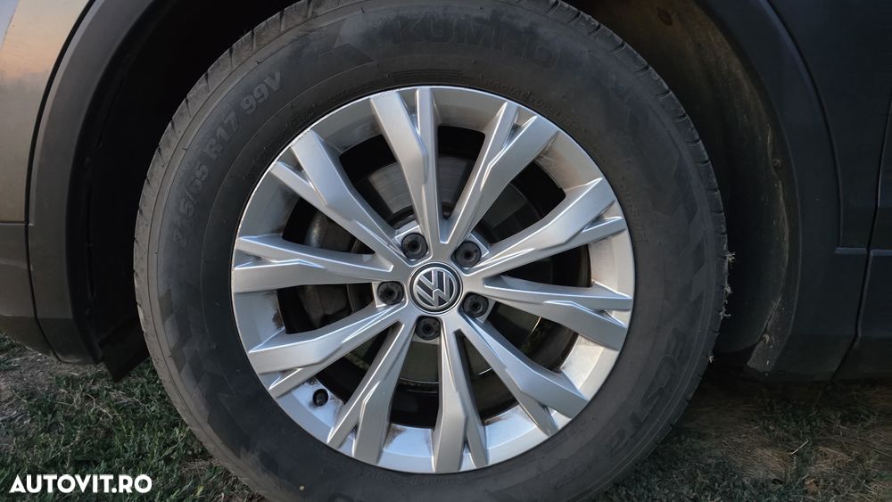 Volkswagen Tiguan 2.0 TDI 4Mot DSG Comfortline - 13