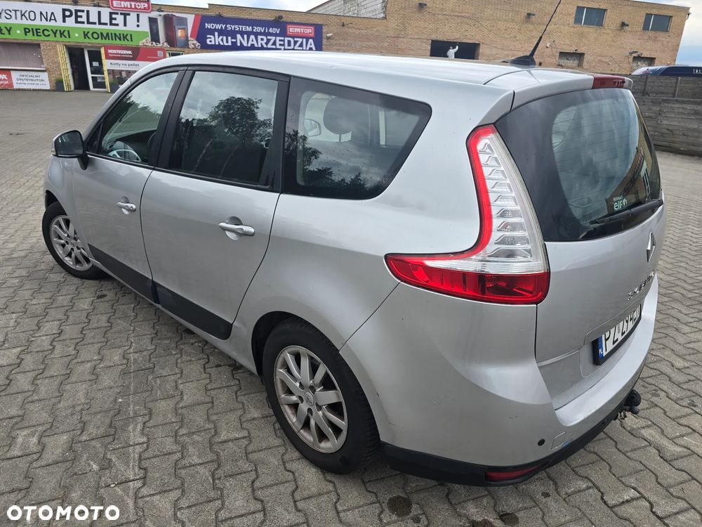Renault Scenic 1.9 dCi FAP Dynamique - 1