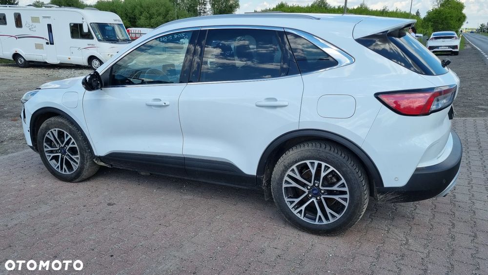 Ford Kuga - 23