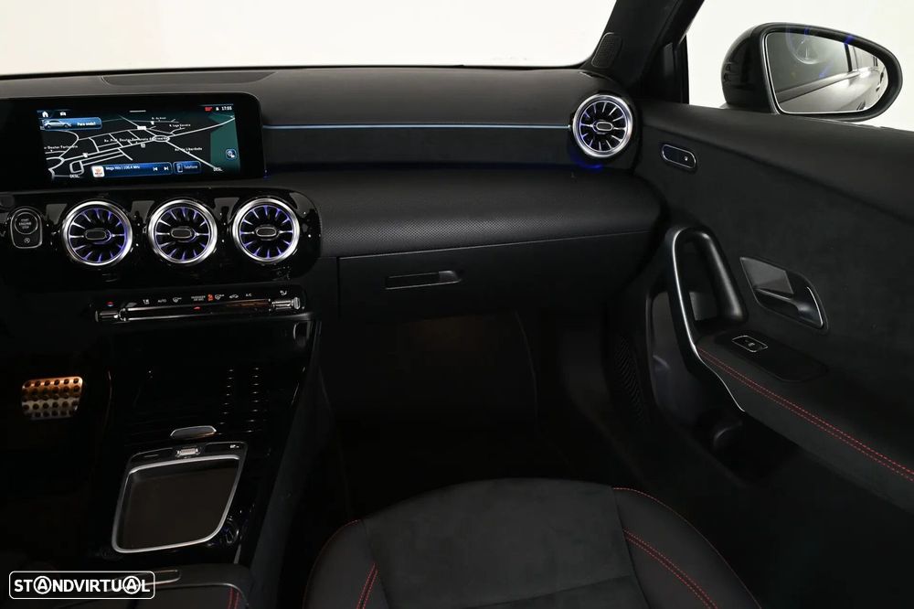 Mercedes-Benz A 200 AMG Line Aut. - 15