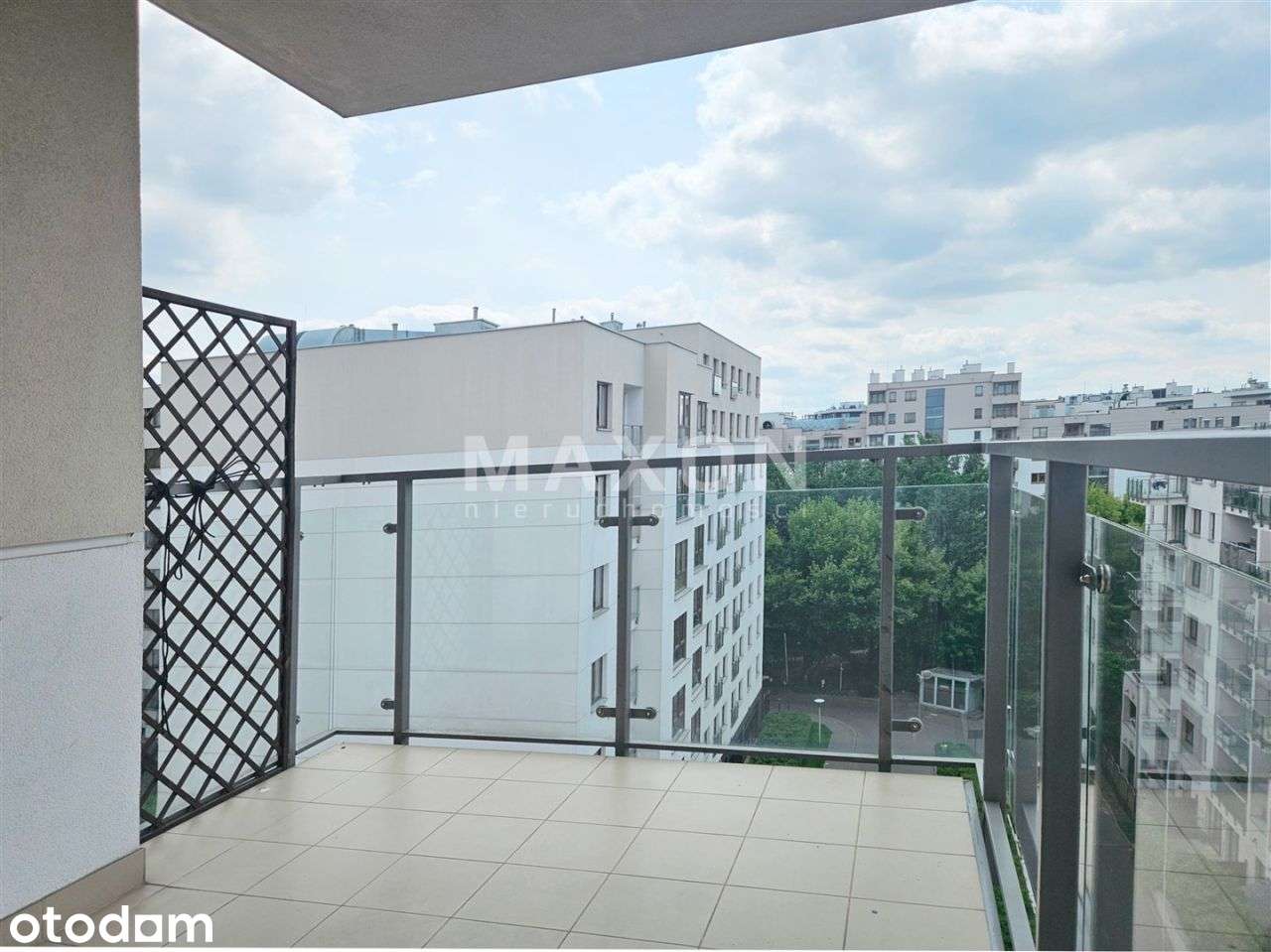 Nowoczesny apartamentowiec - metro Młociny !