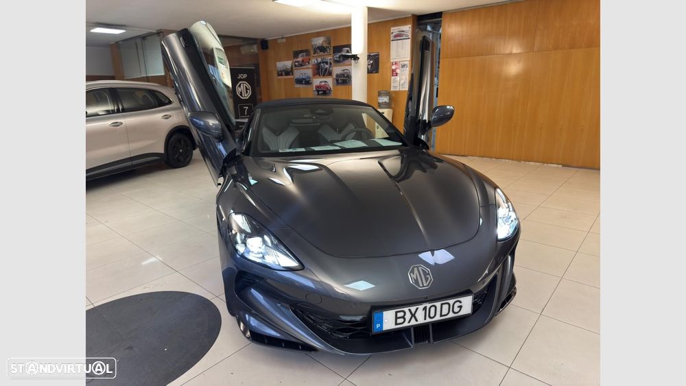 MG Cyberster 77 kWh GT - 17