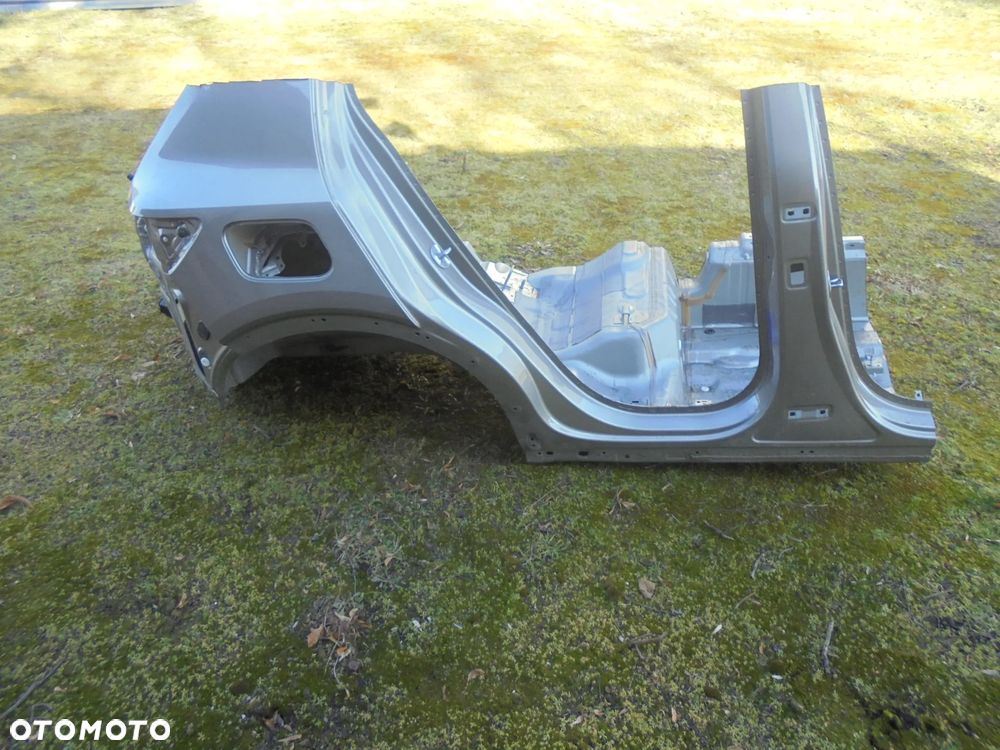 VOLVO XC40 II CWIARTKA PODLUZNICA PRAWA TYLNA BLOTNIK