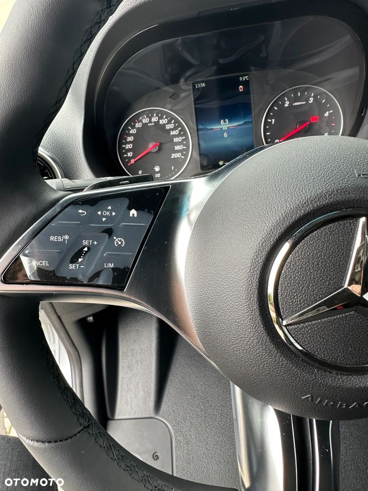 Mercedes-Benz Sprinter - 17