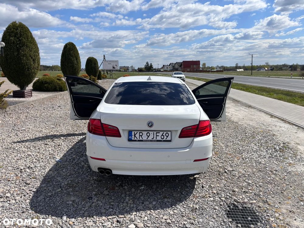 BMW Seria 5 525d Luxury Line - 5