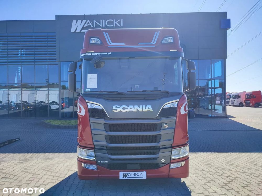 Scania R530 / STANDARD / V8 - 8
