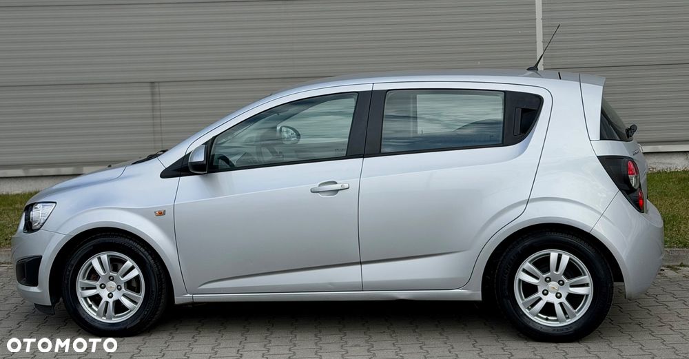 Chevrolet Aveo 1.4 LTZ - 14