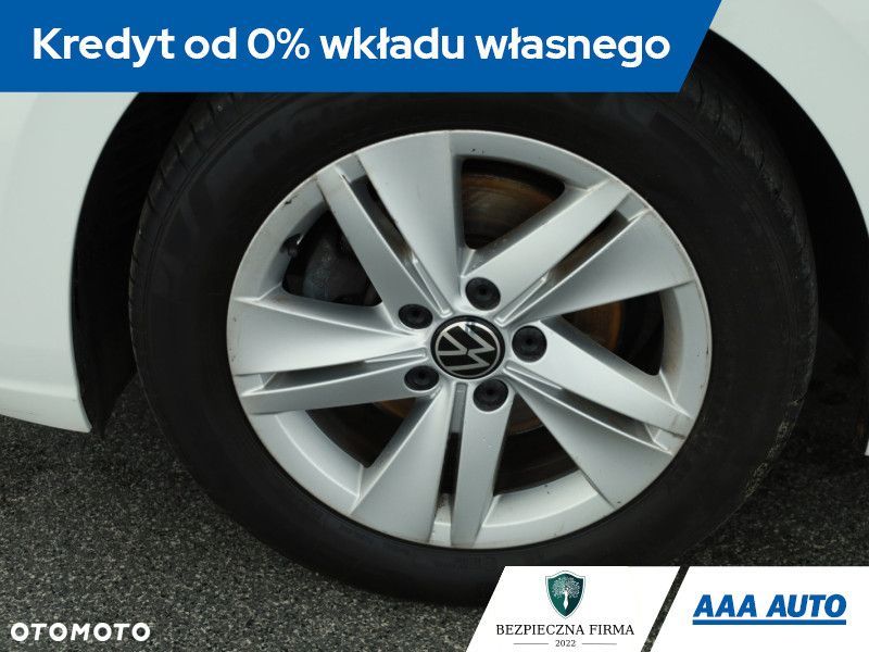 Volkswagen Golf - 14