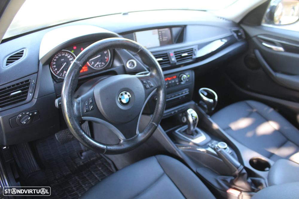 BMW X1 xDrive28i Aut. - 12
