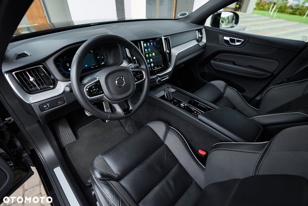 Volvo XC 60 B4 D R-Design - 18