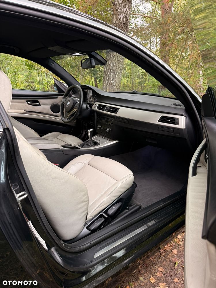 BMW Seria 3 320d DPF - 16