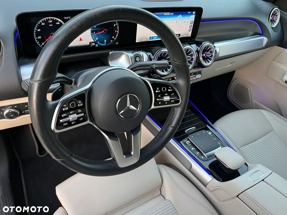 Mercedes-Benz GLB 200 Progressive 7G-DCT - 21