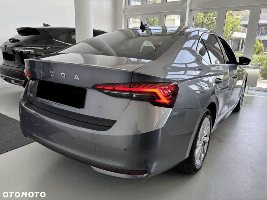 Skoda Octavia - 4