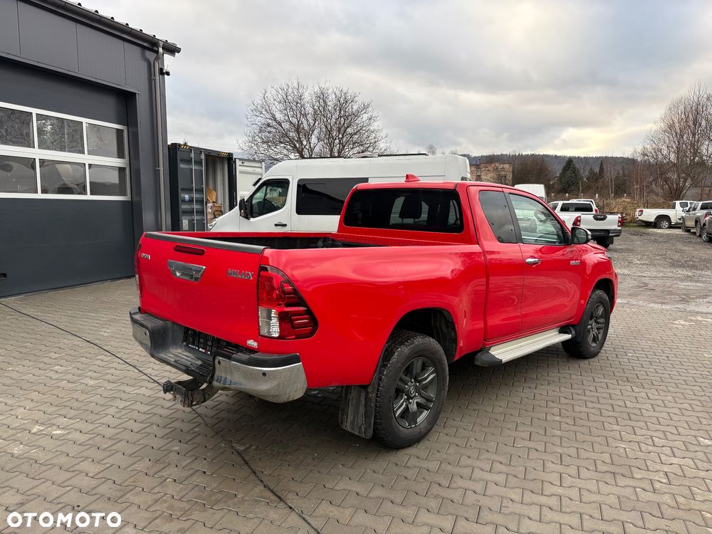 Toyota Hilux 4x4 Extra Cab Comfort - 4