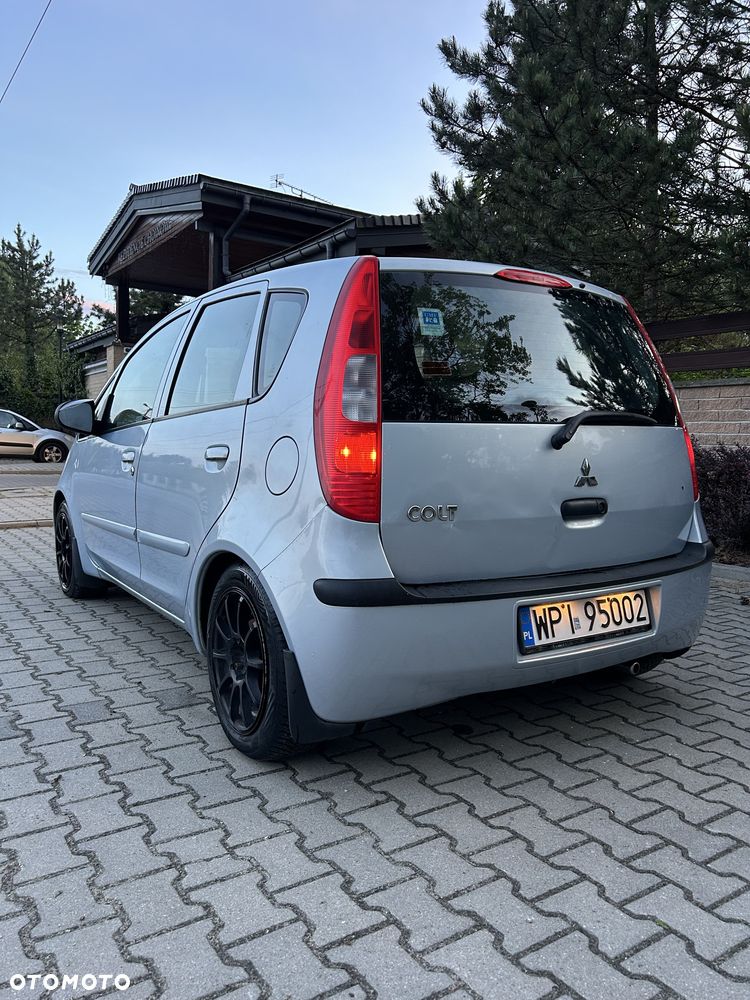 Mitsubishi Colt - 2