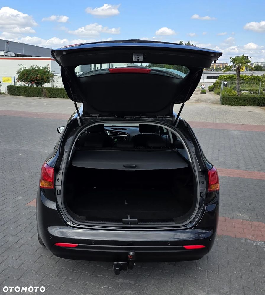 Kia Ceed 1.6 GDI ISG Dream-Team Edition - 5