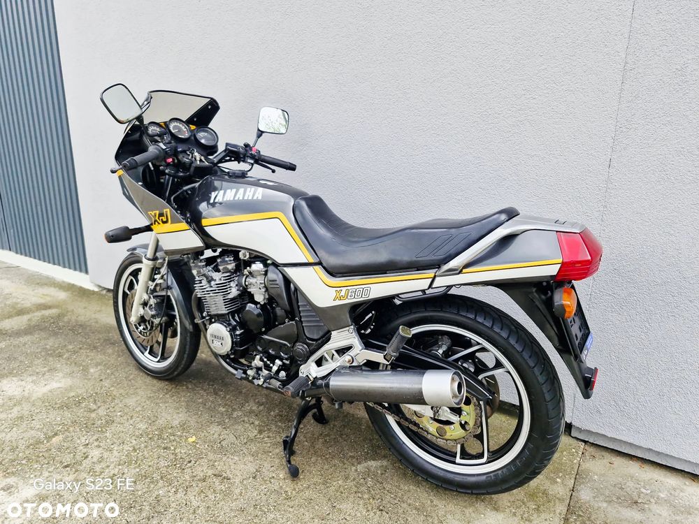 Yamaha XJ - 12