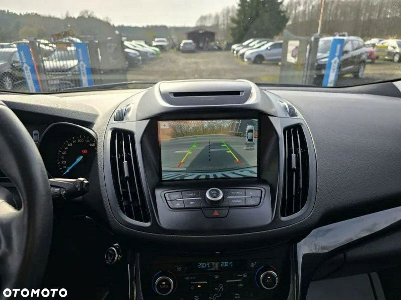 Ford Kuga - 30