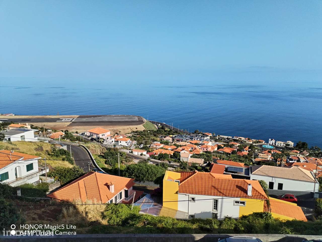 Apartamento T2 Mobilado para Arrendamento – Santa Cruz, Madeira - Grande imagem: 3/5