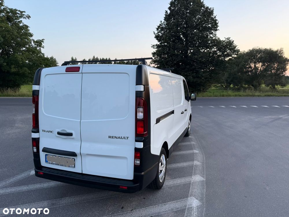 Renault Trafic - 10