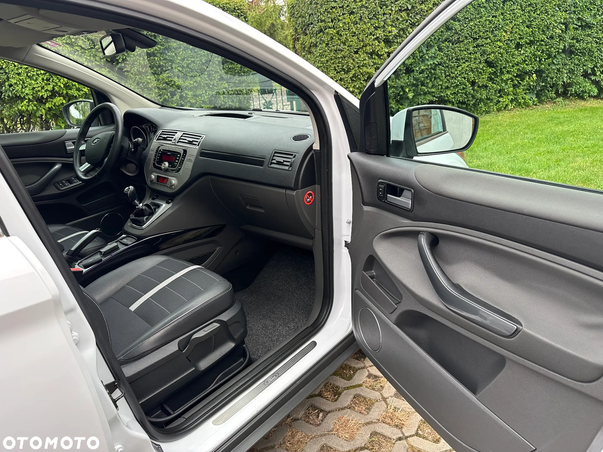 Ford Kuga 2.0 TDCi 4WD Titanium - 32
