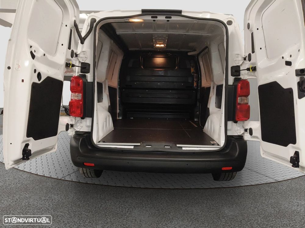 Citroën Jumpy 1.5 Blue HDi M 120cv 3 lug. ---IVA DEDUTÍVEL--- - 26
