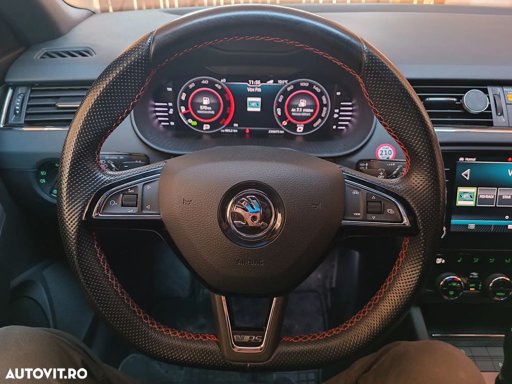 Skoda Octavia 2.0 TDI DSG 4X4 RS - 18