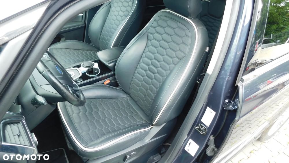 Ford S-Max 2.0 EcoBlue Titanium - 21
