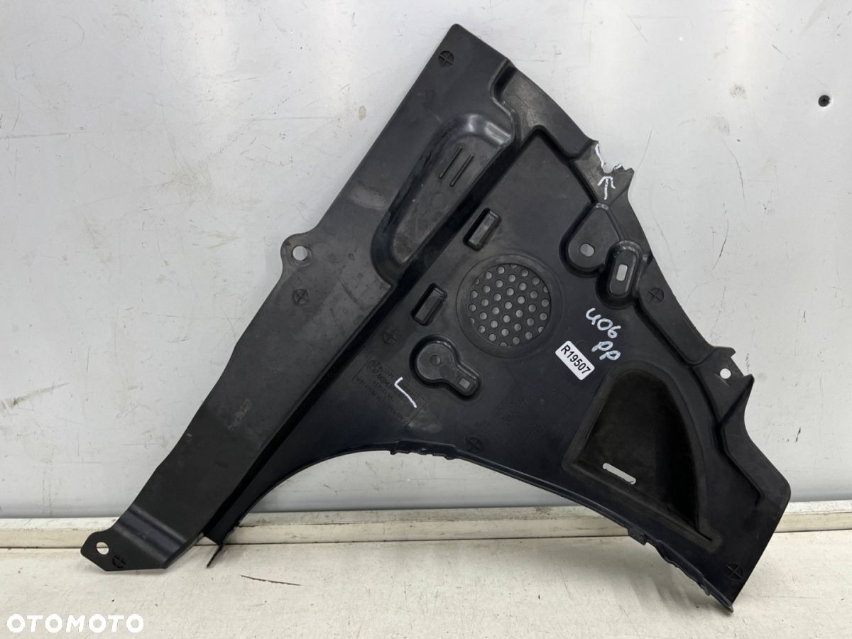 Nadkole BMW 2 U06 M-pakiet 21r.- prawy przedni trójkąt pod zderzak osłona prawy przód 8498452 - 1