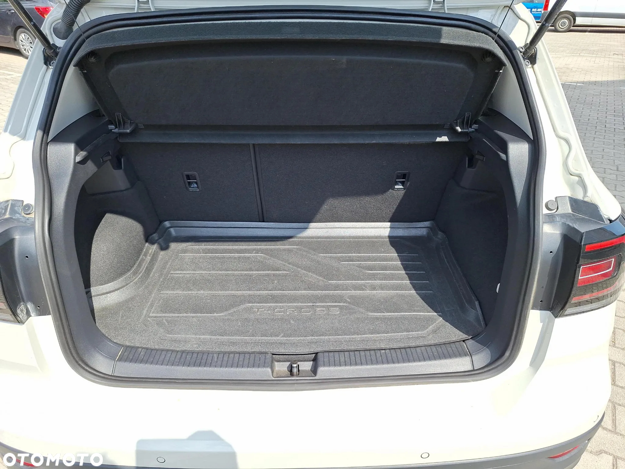 Volkswagen T-Cross 1.0 TSI Style DSG - 17