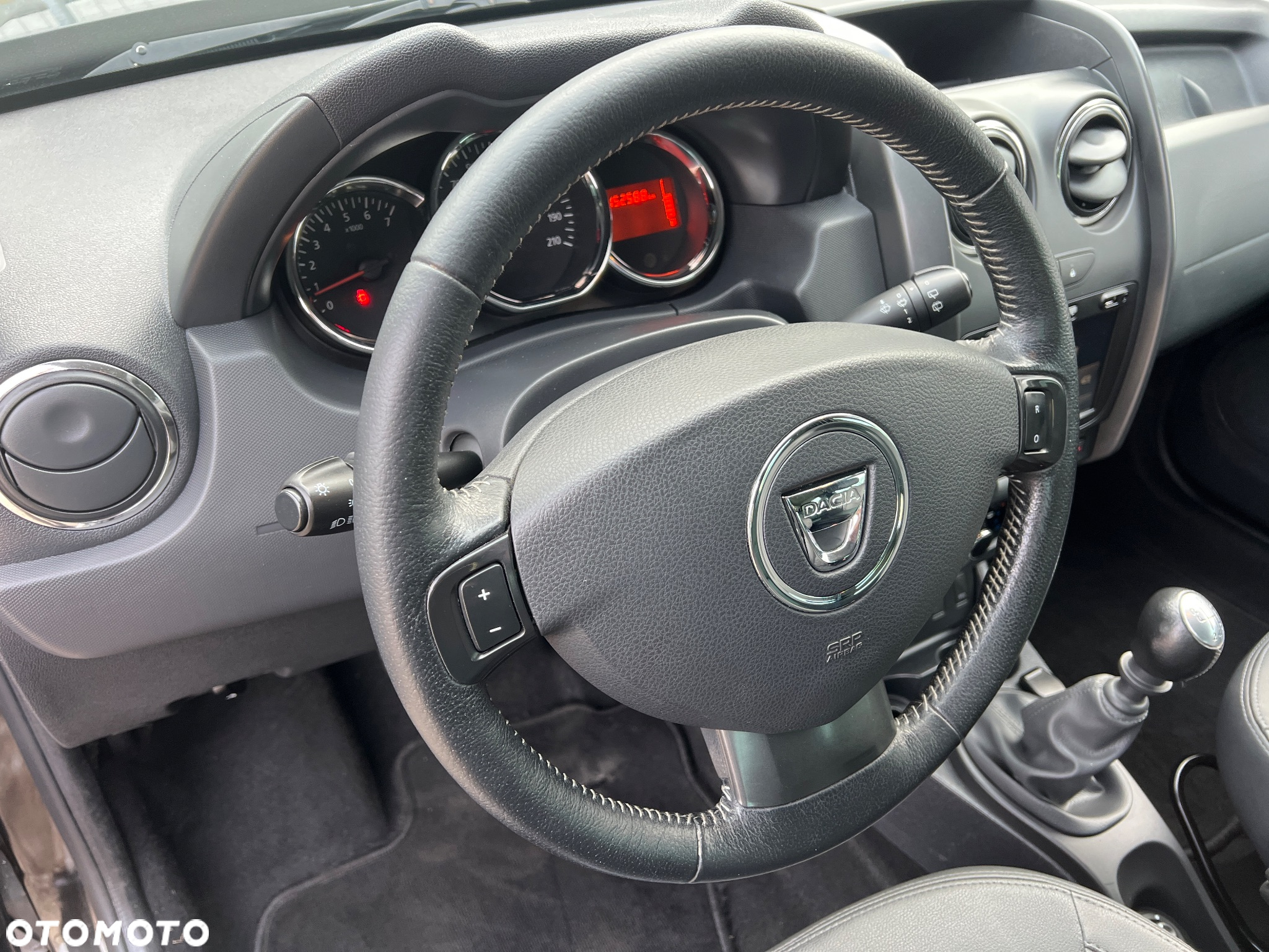 Dacia Duster 1.2 TCe Laureate - 18
