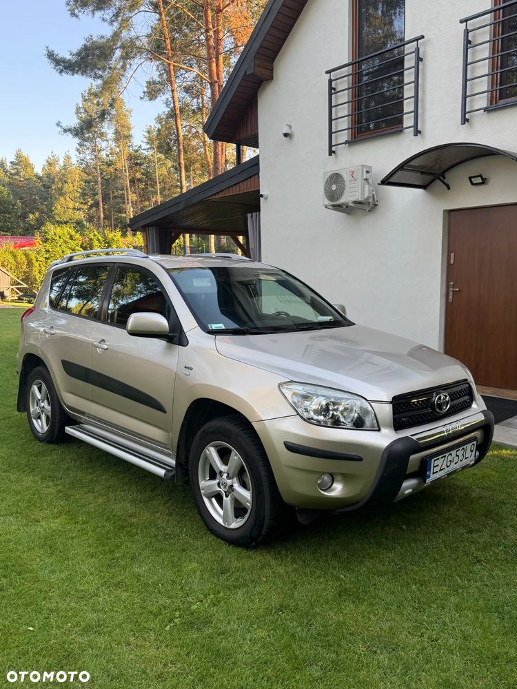 Toyota RAV4 2.2 D-4D Prestige - 3