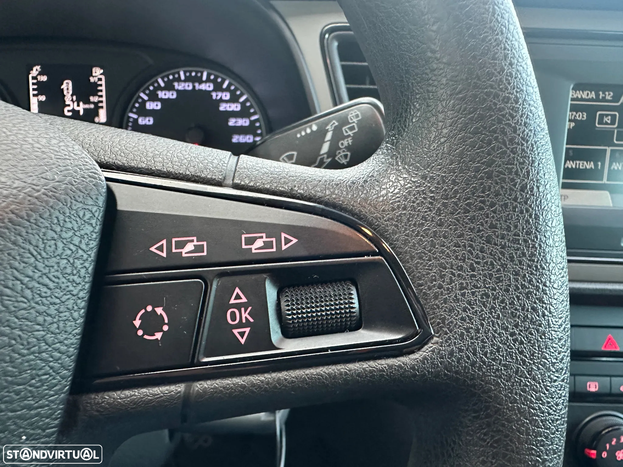 SEAT Leon 1.6 TDI Ecomotive Style - 26
