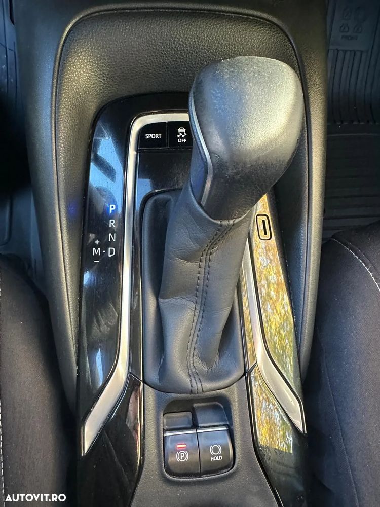 Toyota Corolla Sedan 1.5 Dual VVT-iW CVT Dynamic - 11