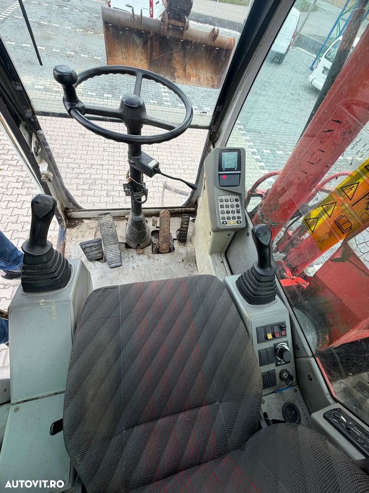 O & K Excavator pe roți O&K MH 5.5 – 20T - 16