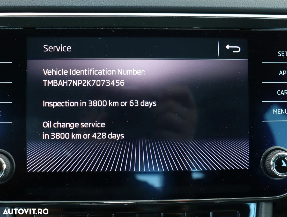 Skoda Superb 2.0 TDI DSG Ambition - 24