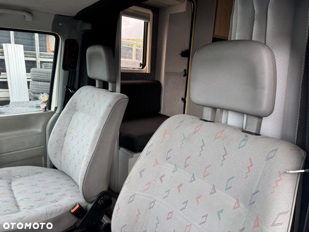 Volkswagen T4 syncro Karmann - 8